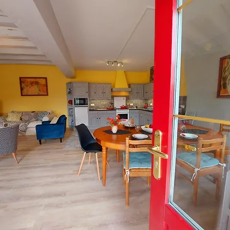 Reveries Aux Corbieres, Jusqu'a 6 Personnes 펜션